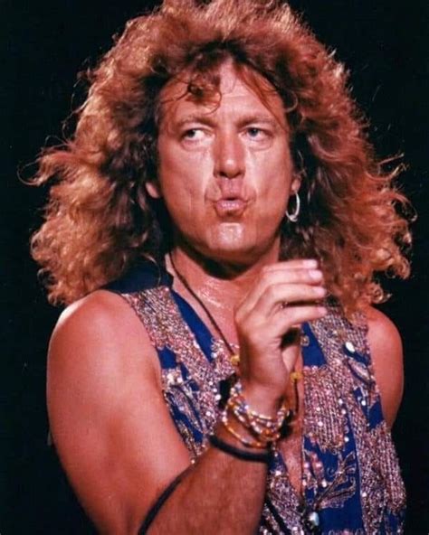 Pin By Colleen Koningh On Robert Plant Robert Plant Concert