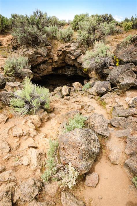 A Guide To Lava Beds National Monument