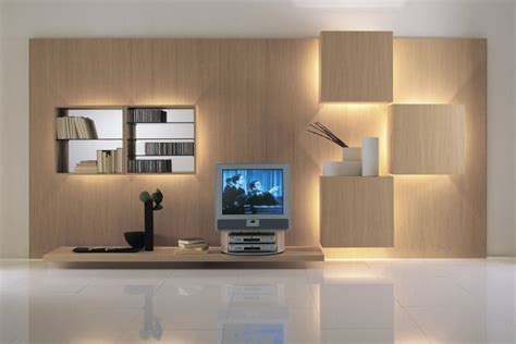 Diese wohnwand im klassischen design mit aufwendigen frontverzierungen und. Moderne Wohnwand mit LED Beleuchtung - 55 Ideen