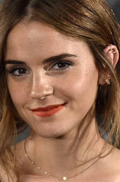Emma Watson Shows Off Freckles On Au Naturel Porter Cover — Photo