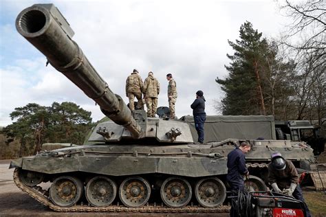 Britain Becomes First Country To Give Ukraine Western Made Tanks