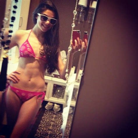 Kira Kosarin Nue 65 Photos Biographie News De Stars LES STARS NUES