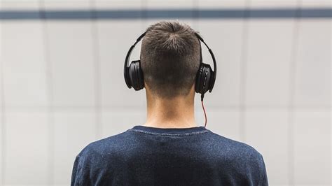 Fighting Headphone Hair You Need To Read This Cubicle Therapy