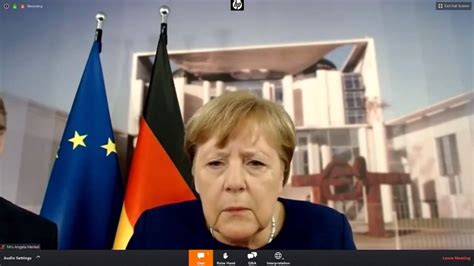 Witzige Video Panne Merkel Mit Schwierigkeiten Im Homeoffice Watson
