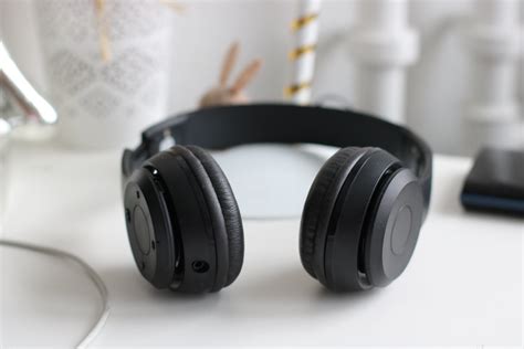 Free Images Headphones Gadget Headset Audio Equipment Electronic