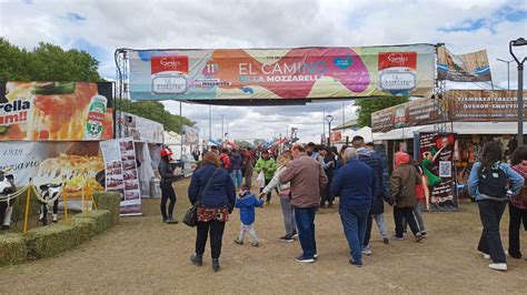 Así Se Vive El Primer Día De La Fiesta De La Mozzarella En San Vicente