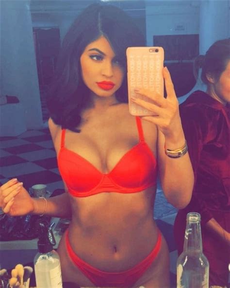 Kylie Jenner Red Bra And Panties Selfie Dirty Celebrities