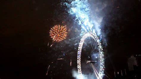 London Fireworks 2012 New Years Eve 1 Of 3 Youtube