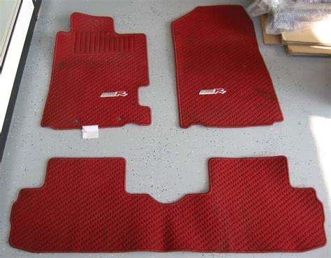 This is part one of the search for the best tailored car floor mats where i review. Used JDM Integra DC5 Type R Floor Mats Red