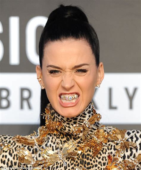 Mtv Vmas 2013 Katy Perry Wears Diamond Encrusted Grill Spelling Out