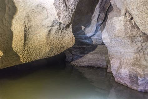120 Photos Of Limestone Cave Fotorefcom Photo Packs Limestone Caves