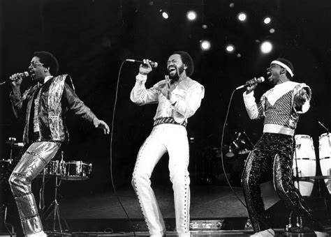 Earth, wind & fire (abbreviated as ewf or ew&f) is an american band that has spanned the musical genres of r&b, soul, funk, jazz, disco, pop, rock, dance, latin, and afro pop.23 they have been described as one of the most innovative. Maurice White, founder of Earth, Wind & Fire, has died at ...