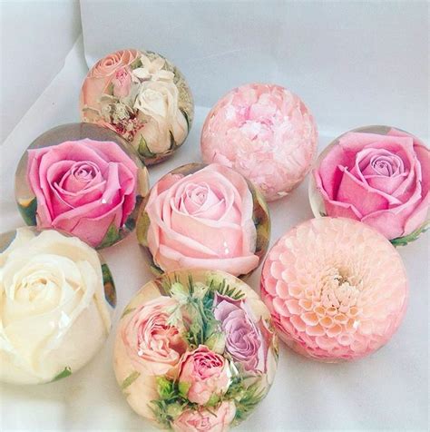 So i'm sure you figured that out before now, but i tell you this because when i started with resin, boy did i make some mistakes. Image Source: Flower Preservation Workshop | Diy resin ...