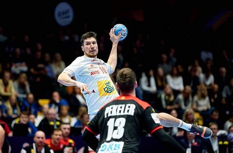 Want to contact alexis borges? Die Portugiesen Andre Gomes (li.) und Alexis Borges ...