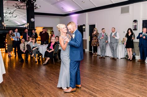 Oconomowoc-Lake-Club-Wedding-Photographers-mj-110 – Larissa Marie