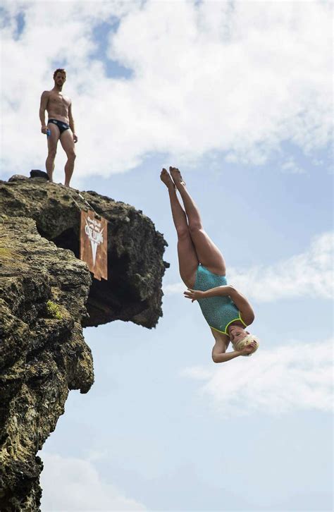 Rachelle Simpson America S Queen Of Cliff Diving