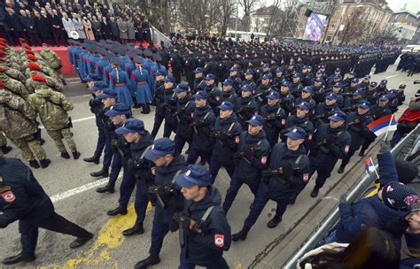 Amid Tensions Bosnian Serbs Celebrate Outlawed Holiday Ap News