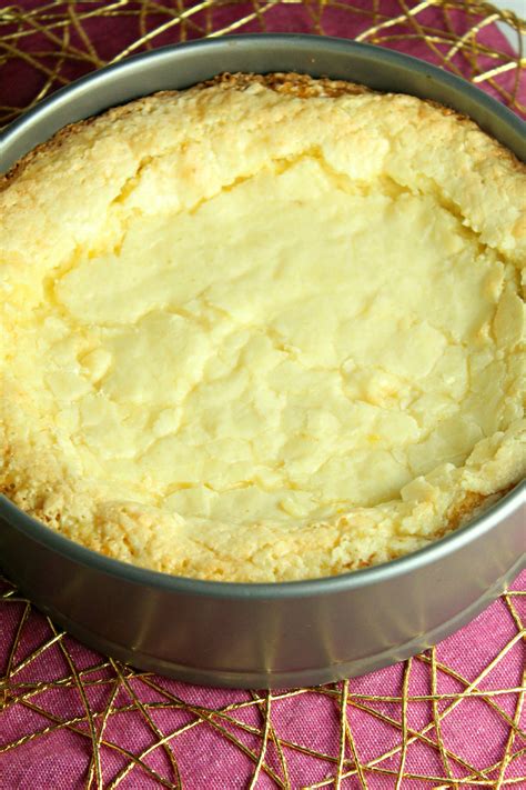 This recipe is artful enough to kindle a sense of accomplishment, but is simple enough to be within everyone's reach. Paula Deens Ooey Gooey Butter Cake | Recipe in 2020 | Ooey ...