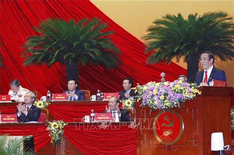 Danh sách cử tri thường xuyên biến động, đặc biệt có tăng, giảm mạnh ở những địa bàn có các khu cách ly y tế tập trung. Danh sách 200 đồng chí trúng cử Ban Chấp hành Trung ương ...