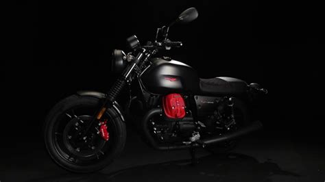 Moto Guzzi V7 Iii Carbon Design