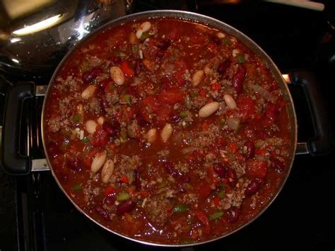 Cover the pot and simmer for 1 hour, stirring occasionally. Chili Recipe | Crockpot chili, Chili recipe pioneer woman ...