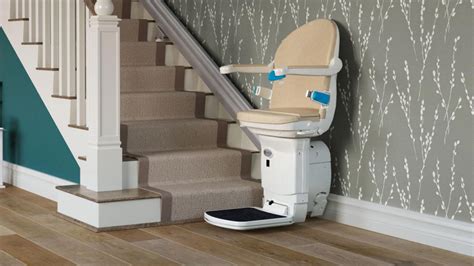 How Effective Is It To Install A Stairlift At Home For The Seniors