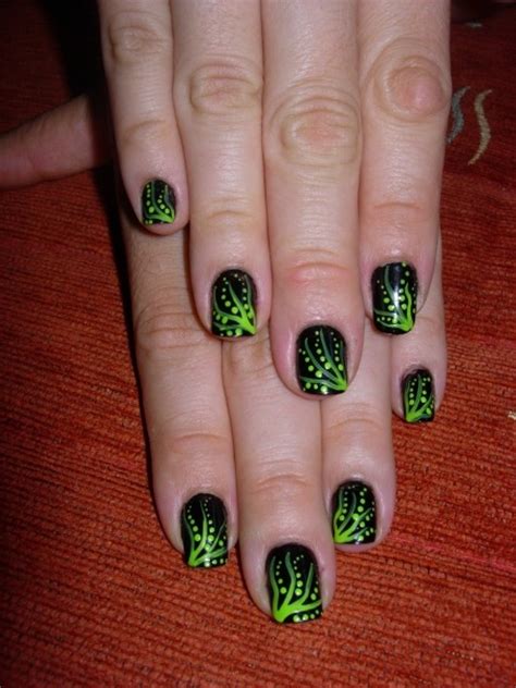 Trendy Simple Nail Art Designs 2011 Makeup Tips And Fashion