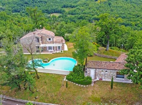 prestigious home with dependance in outstanding location le marche italian luxury asset