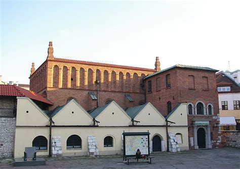 Maybe you would like to learn more about one of these? Synagogi, zabytki żydowskie - hostel-krakow.pl