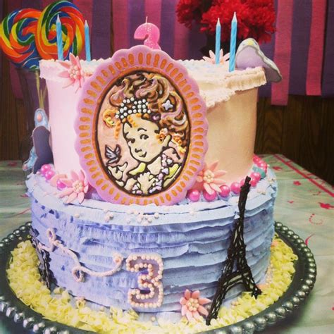 Kenlyns Amazing Fancy Nancy Birthday Cake From The Inn Towne Bakery At