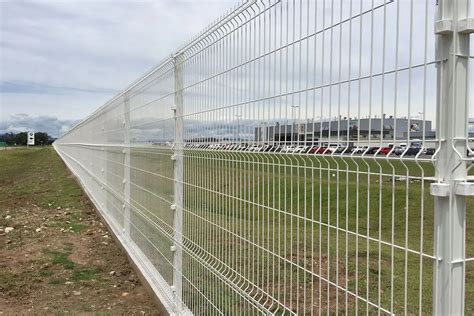 Galvanized Construction 2x2 Welded Wire Mesh Fence Panels In 6 Gauge