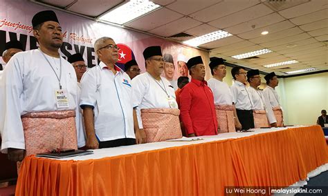 Ronald kiandee berkata apa sahaja cadangan jumlah kerusi ingin ditandingi yang dikemukakan ketika ini oleh parti. Pengerusi AMANAH Johor gagal galas tugas