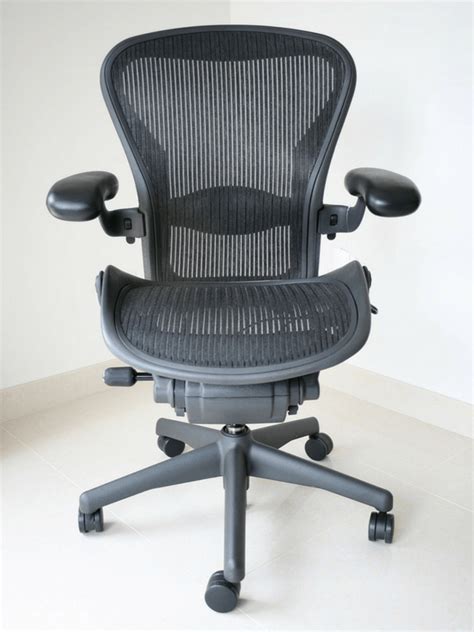 Herman miller cosm 2:28 6. The Best Office Chair For Lower Back Pain (And Why You ...
