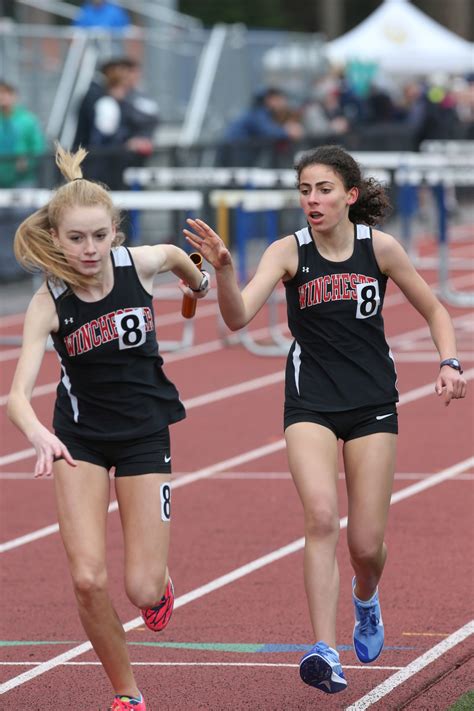 Coaches Relays Central Catholic Hingham Defend Division 2 Crowns