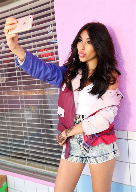 Madison Beer Set Of Roll Em Up Music Video 16 Gotceleb