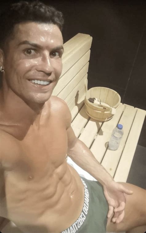 Cristiano Ronaldo Di Pacco In Mutande Bitchyx