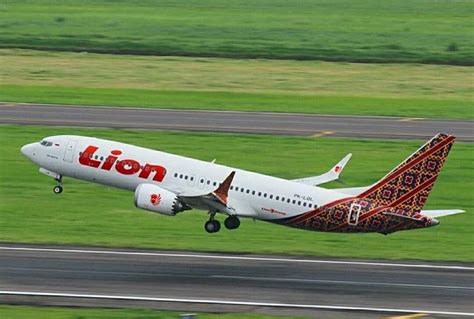 Lion Air Flight Crashes After Takeoff All 189 Passengers Presumed Dead