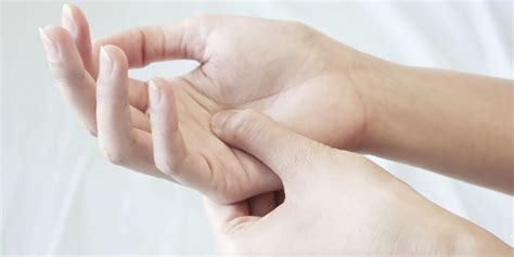 Numbness In Fingers Hands 13 Causes Of Tingling In Hands Ph