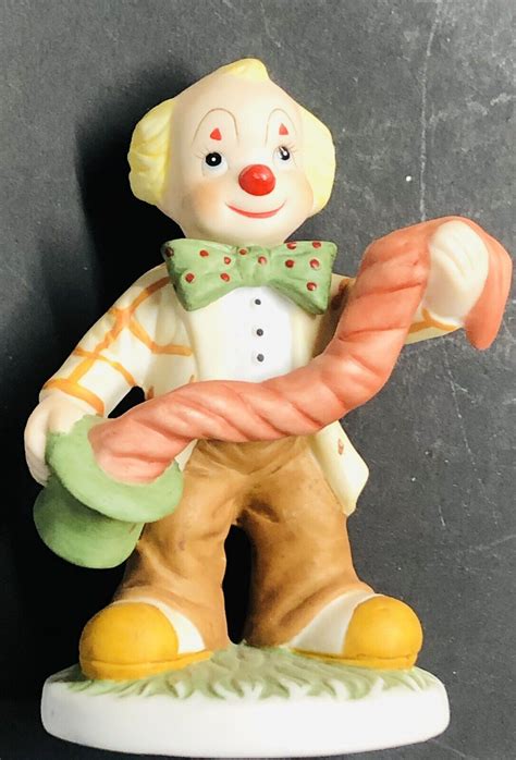 Lefton 10669 Clown Pulling Scarf From Hat Figurine Bisque Porcelain