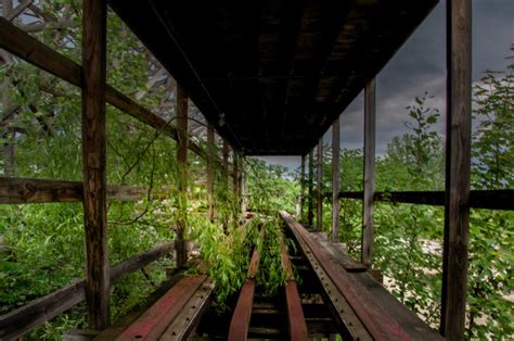 Here Are 19 Pictures Of The Worlds Most Hauntingly Beautiful Abandoned