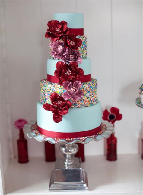 10 Colorful Wedding Cakes