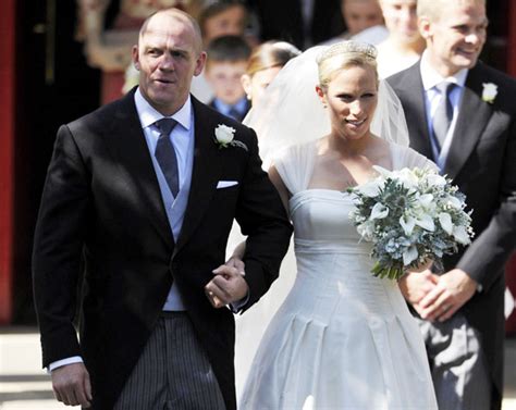 Crowds line the streets as the queen's granddaughter zara phillips marries england rugby player mike the queen and duke of edinburgh were among those at the wedding in canongate kirk on a. Queen Elizabeth's granddaughter Zara Phillips marries ...