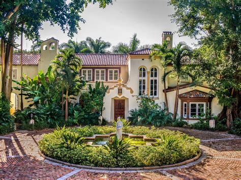 A new site for mansions, villas, apartments, and luxury homes for sale and for rent that connects buyers around the world in miami. $65 Million Mansion 'La Brisa' In Miami - Business Insider