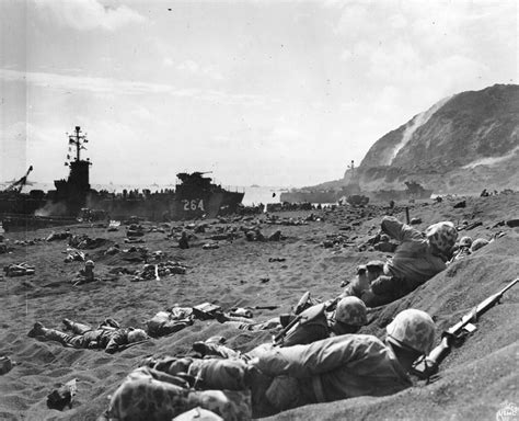 Marines On Iwo Jima Beach February 1945 Flickr Photo Sharing