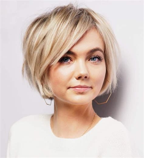 23 Flattering Hairstyles With Side Bangs For Every Face Shape And Length Short Hair Styles Easy