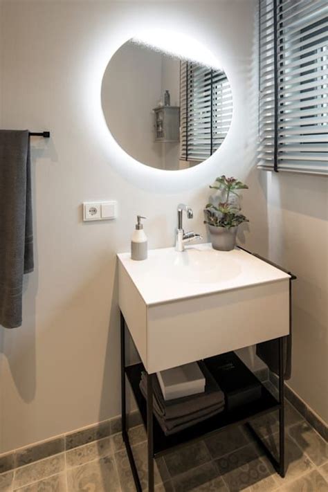 Diese 100 bilder von badgestaltung sind echt cool! 13 Ideen für den Gästebad | Spiegel gäste wc, Schöne ...