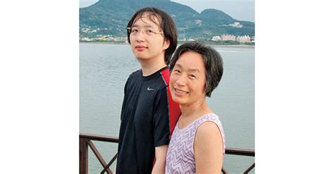 Read writing from audrey tang 唐鳳 on medium. 專訪唐鳳父親》他如何帶大一個神童 - 今周刊