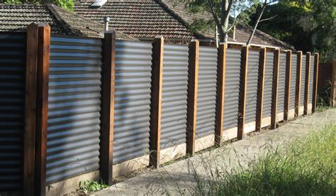 30 Corrugated Metal And Wood Fence