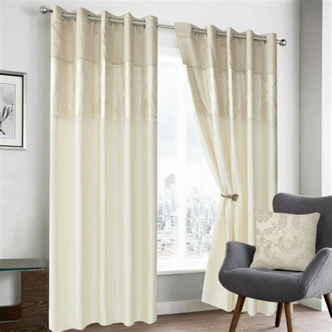 Some of the most reviewed products in white blackout curtains are the eclipse kendall blackout curtain panel with 180 reviews and the eclipse microfiber. CREAM & BEIGE COLOUR MODERN FLORAL DAMASK RINGTOP EYELET ...
