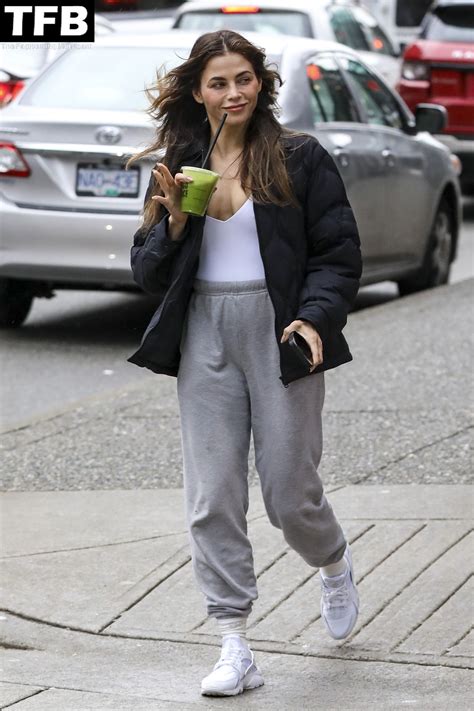 Braless Jenna Dewan Steps Out For A Green Juice In Vancouver 12 Photos Thefappening